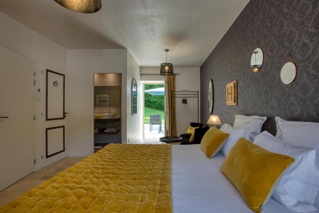 Domaine Des Pierres Blanches - Chambres D'Hotes Carlux Esterno foto