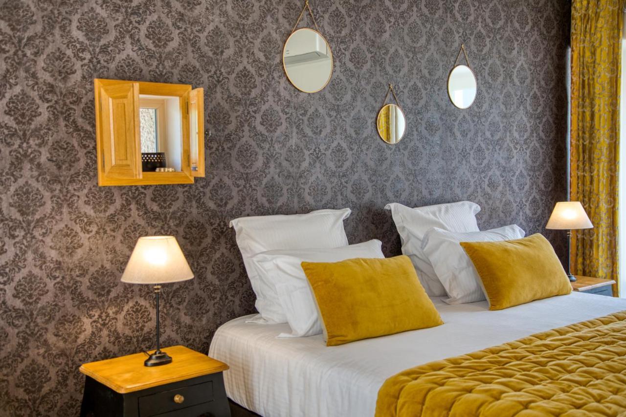 Domaine Des Pierres Blanches - Chambres D'Hotes Carlux Esterno foto