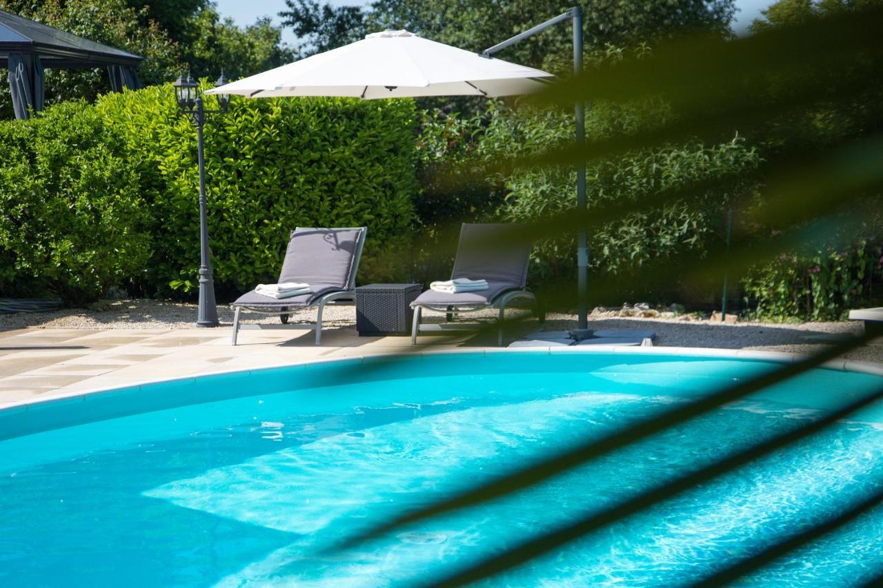 Domaine Des Pierres Blanches - Chambres D'Hotes Carlux Esterno foto