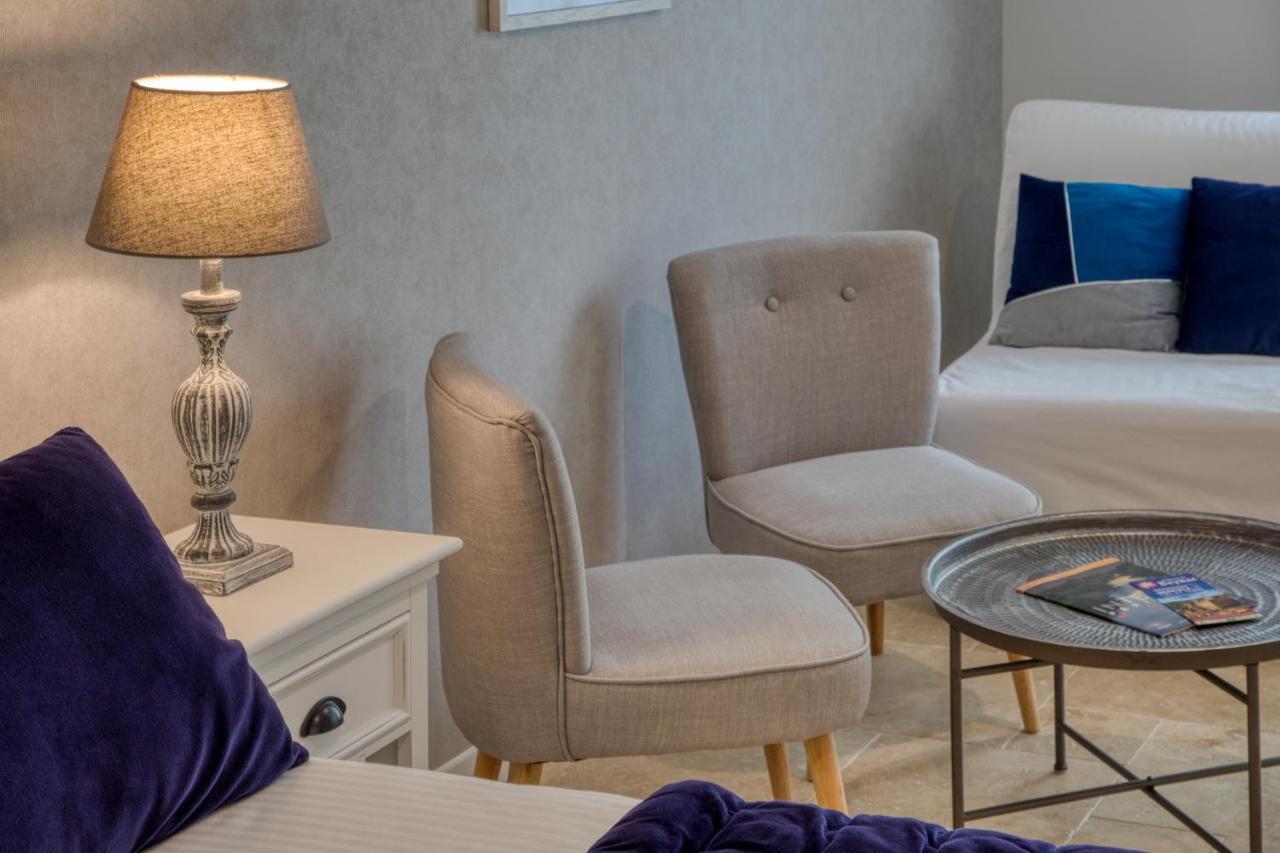 Domaine Des Pierres Blanches - Chambres D'Hotes Carlux Esterno foto